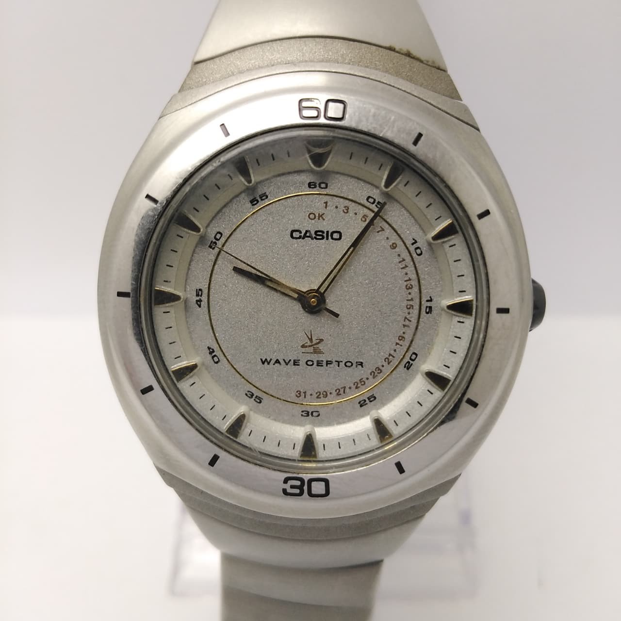 Casio Wave Ceptor WVQ-102H Radio Controlled Quartz 2383 Vintage Men’s Watch