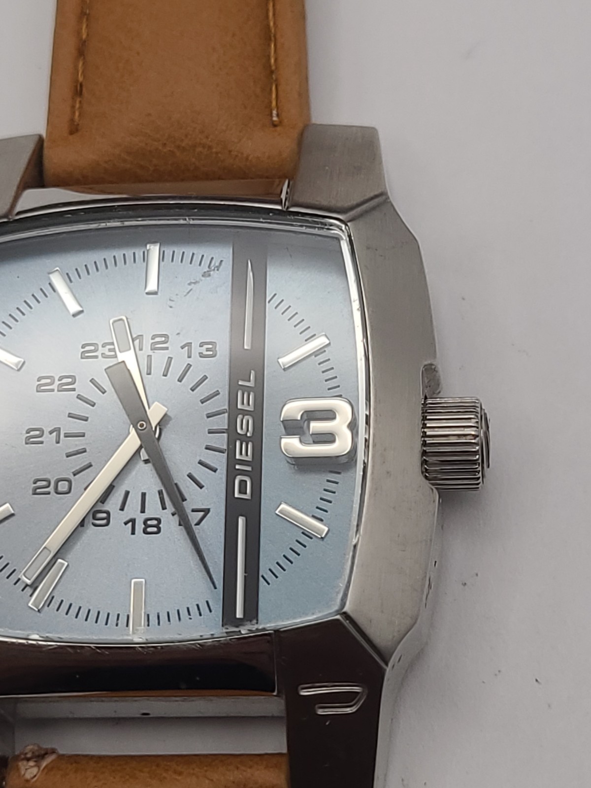 Diesel DZ-1123 Wristwatch Quartz Light Blue Dial Brown Dial New Battery Working