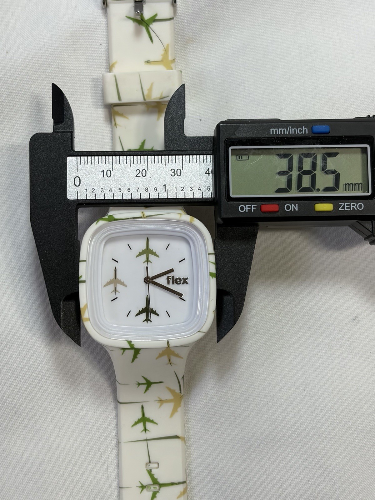 Lot of 3 Silicone Strap Watches Origset x2 (1x Seiko movt) + FLEX LA Quartz 38mm