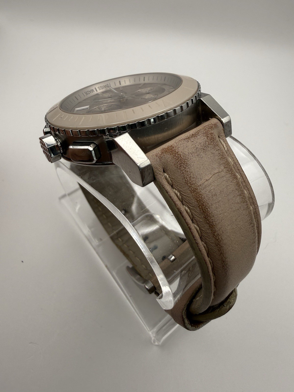 Burberry The City BU9702 Chronograph Leather Strap Quartz