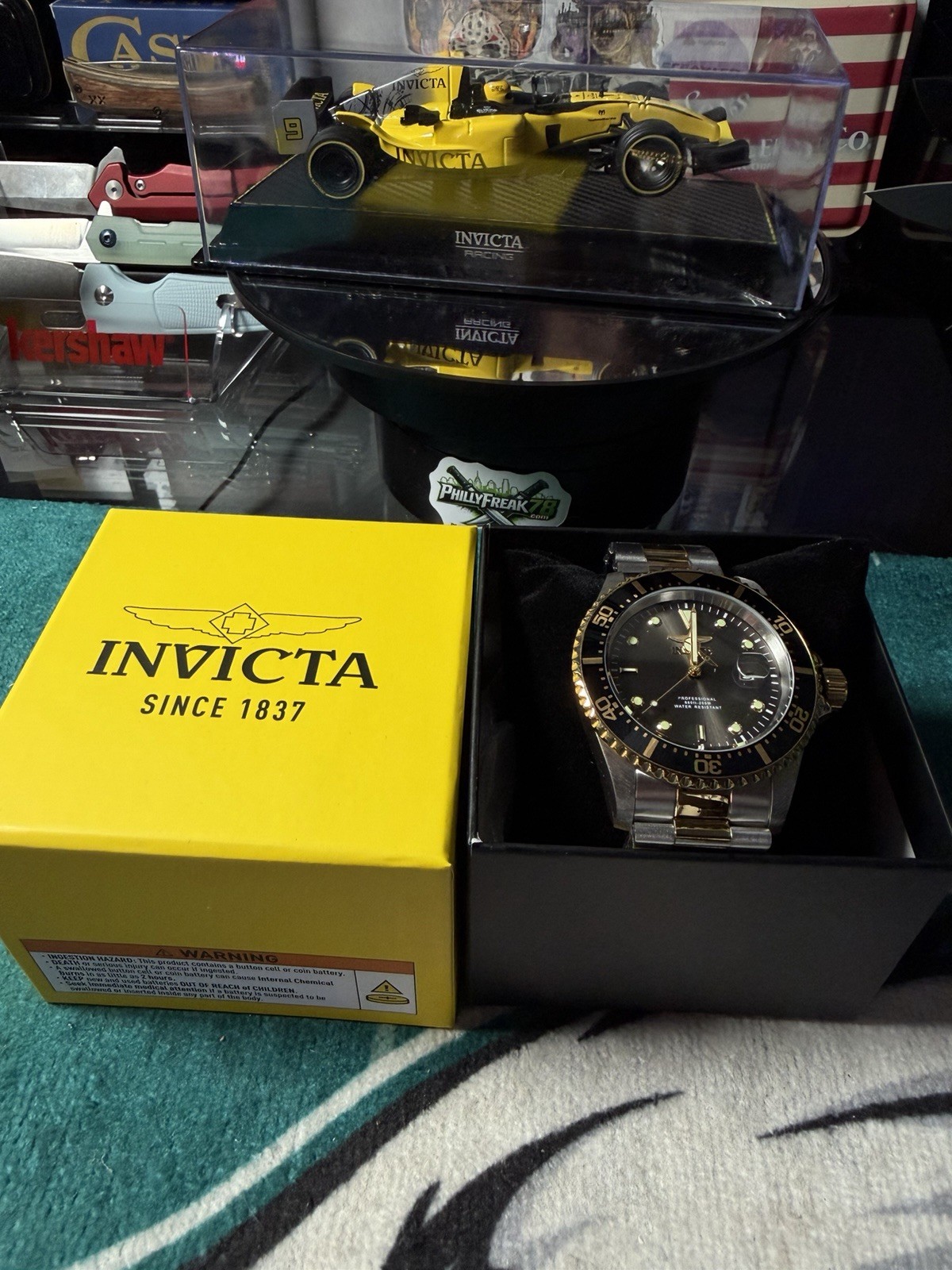 Invicta Pro Diver Men’s Swiss 2-Tone SS Bracelet Gray Black Dial Date! classic