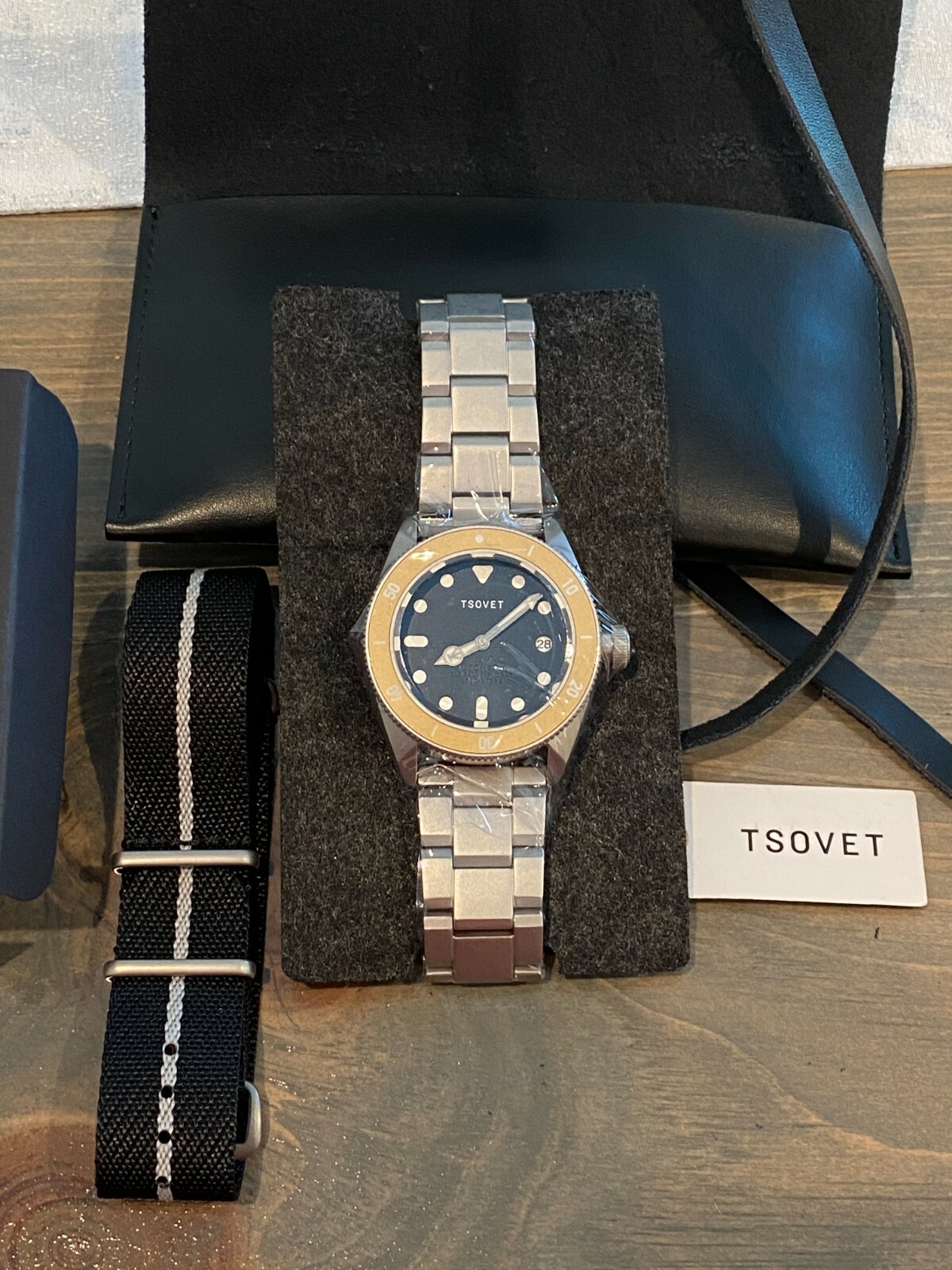 Tsovet JMT-DW42 “Global Explorer” Metal