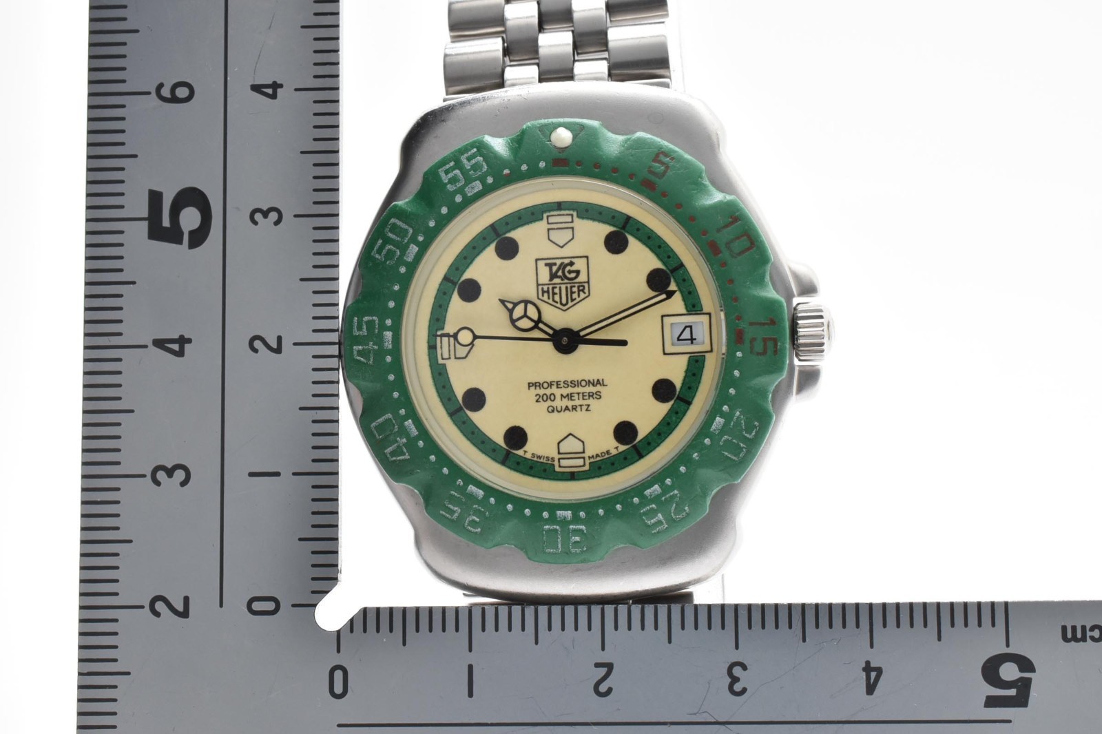 Vintage [N MINT /Case] Tag Heuer Formula 1 372.513 Green 35mm Men’s Watch JAPAN