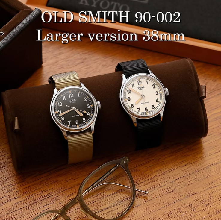 KUOE OLD SMITH 90-002 Large size Watch NEW with replacement belt Unisex