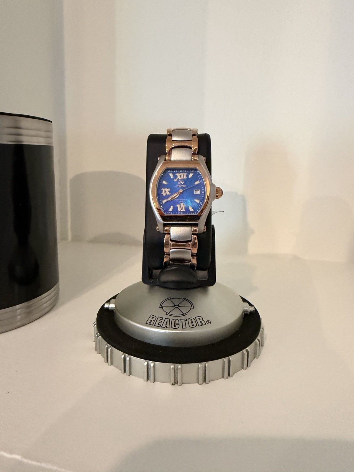 Reactor Manhattan Women’s Quartz Blue Dial Roman Two-Tone. 100m.NEEDS BATTERY