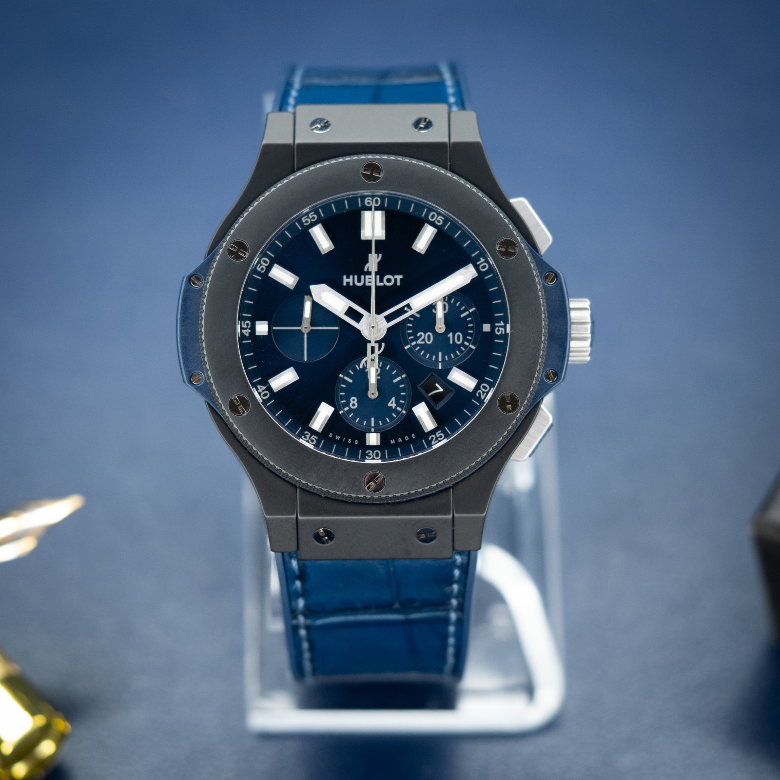 Hublot Big Bang 45 Ceramic Blue 301.CI.7170.LR