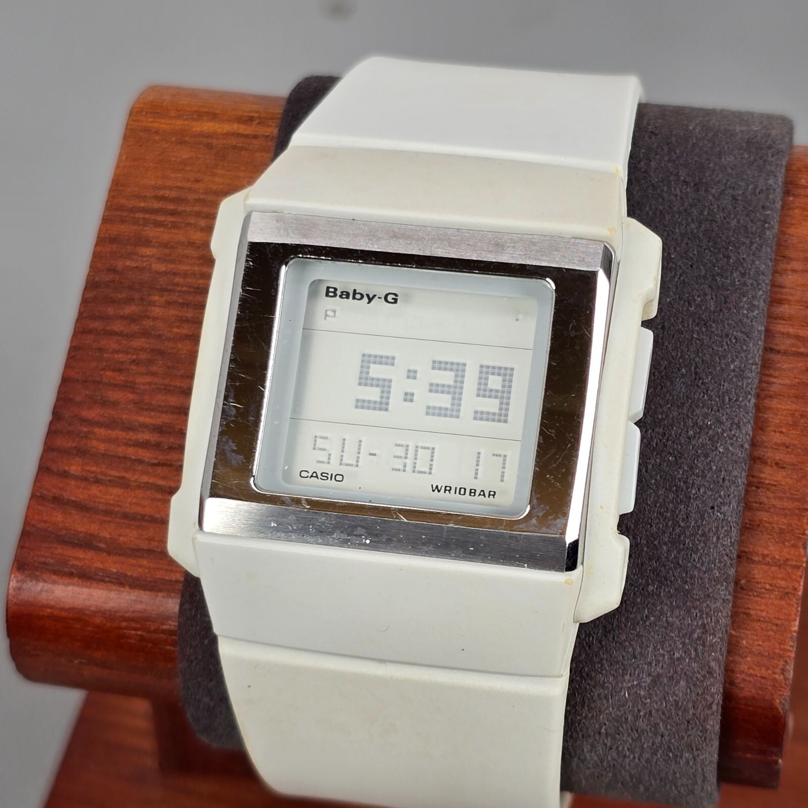 Casio Baby-G 3085 BG-2001 Square White Digital Wristwatch Water Resistant 10 Bar