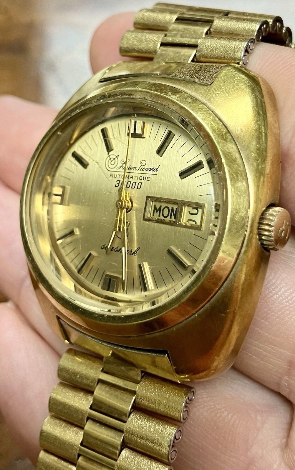 Lucien Piccard Seashark Gold 36,000 Automatic Wristwatch