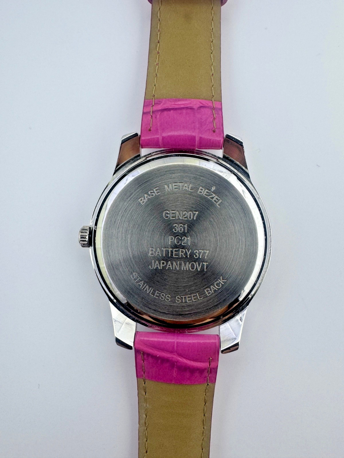 Women’s Pink Heart Quartz Analog Watch Rhinestone Bezel Pink Faux Leather Band
