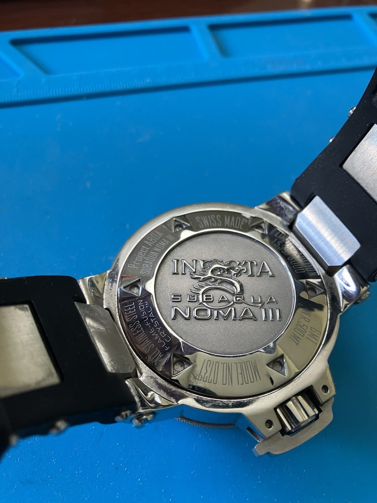 Invicta Men’s Subaqua Noma III Watch Model 0737