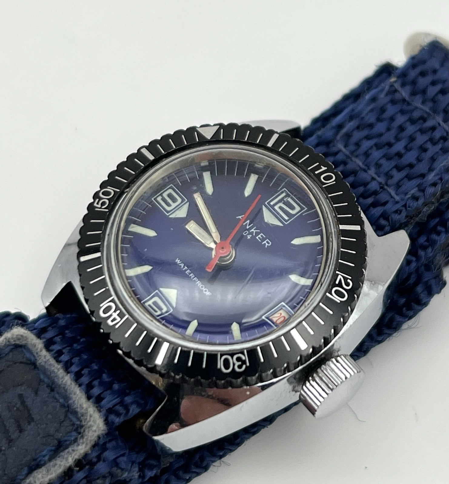 Vintage 1960’s ANKER 04 Diver German Wind Up Wristwatch 28mm Blue Dial