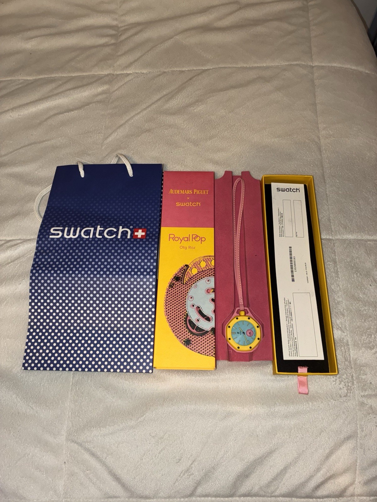 Swatch Royal Pop Otg Roz Quartz Analog 41mm Pink Leather Strap Box
