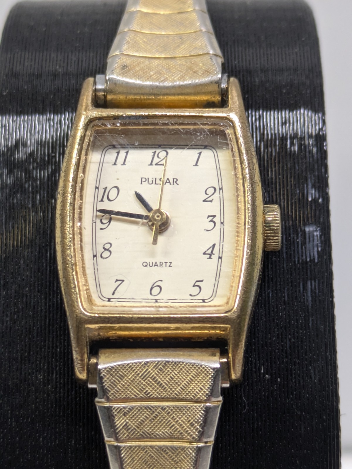 Ladies Vintage Pulsar Watch 16mm Gold Tone V401-5000 Expansion Band – Serviced