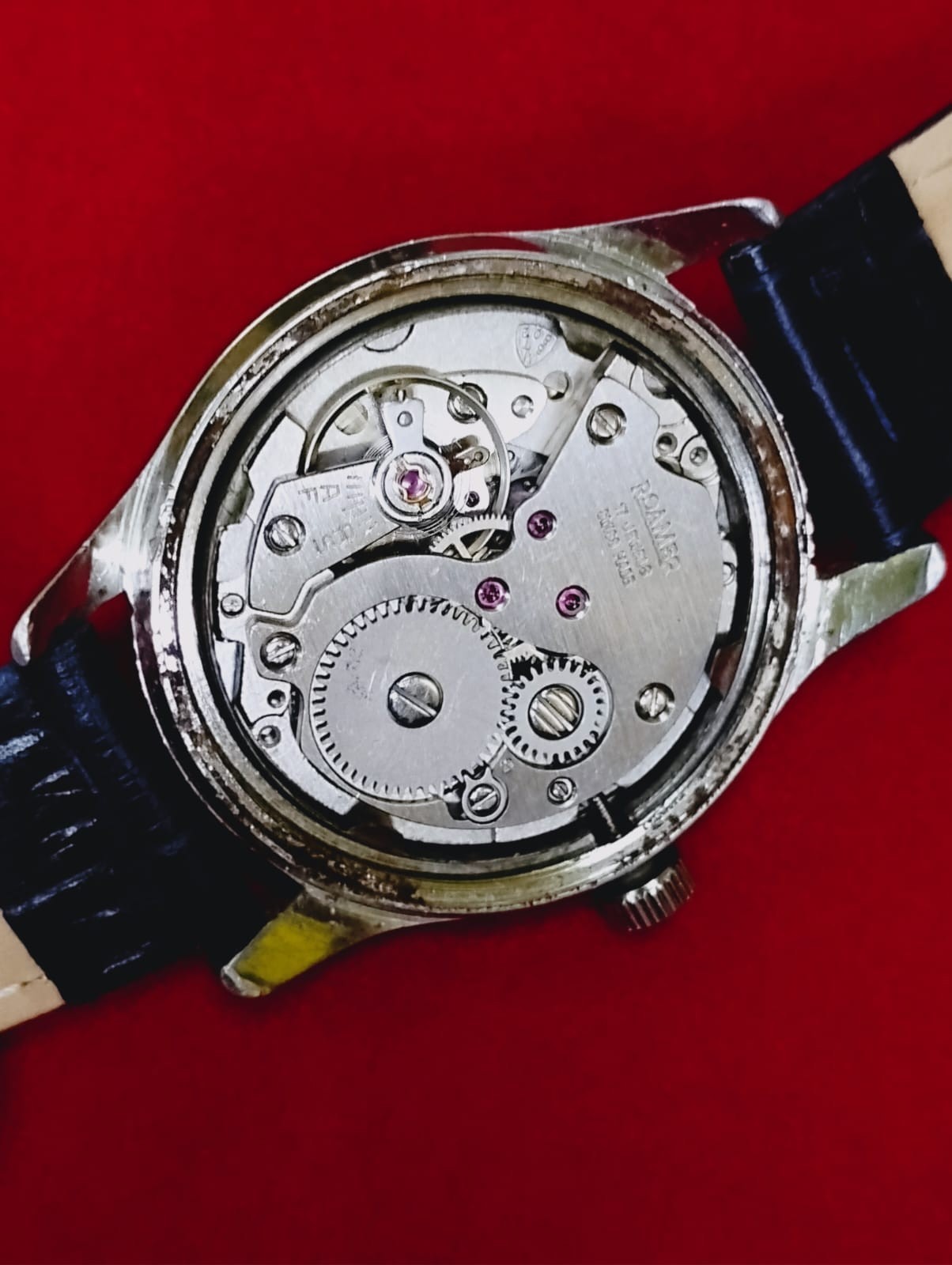 Vintage Roamer Vanguard winding original dial men swiss working wrist watch.054