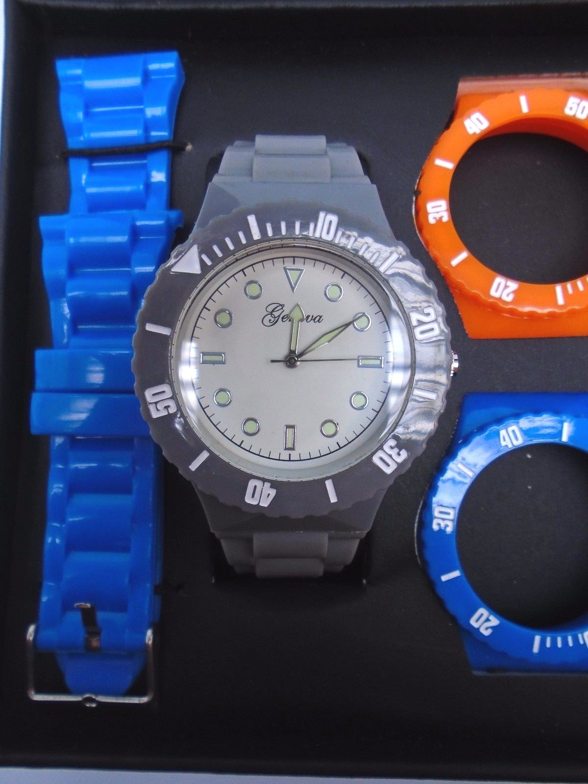 Geneva Silicone 3-Color Watch Gift Set Orange, Blue, Gray 150M