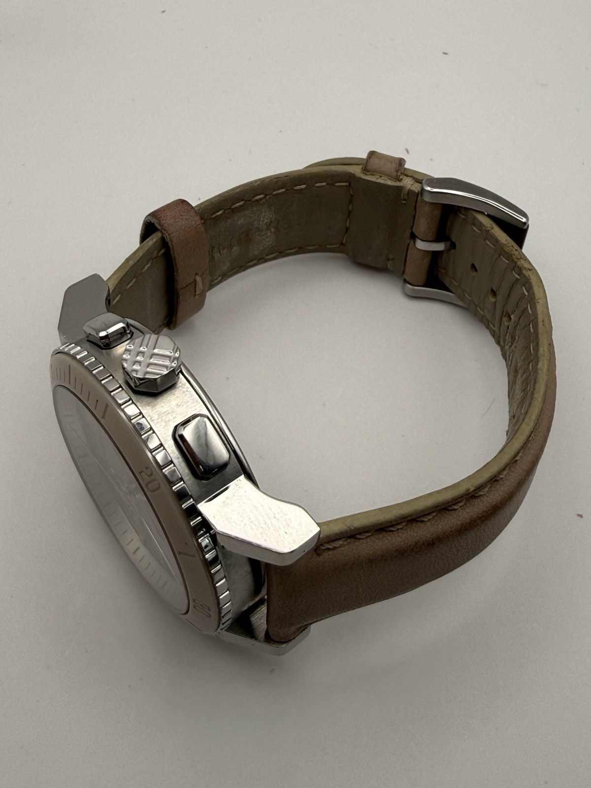 Burberry The City BU9702 Chronograph Leather Strap Quartz