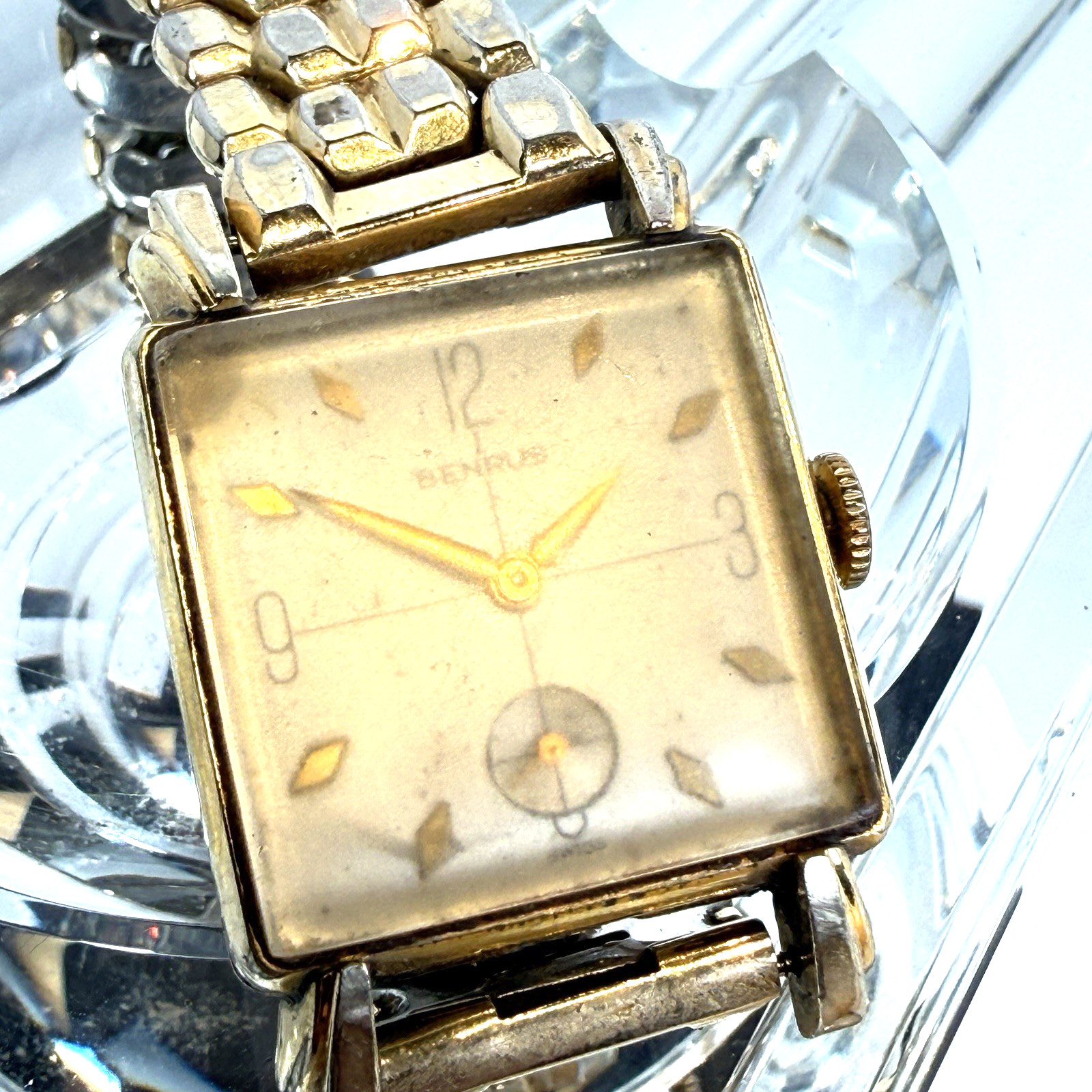 VINTAGE 1940s BENRUS Gold Filled MENS Tank Manual Wind Mechanical Watch Runs