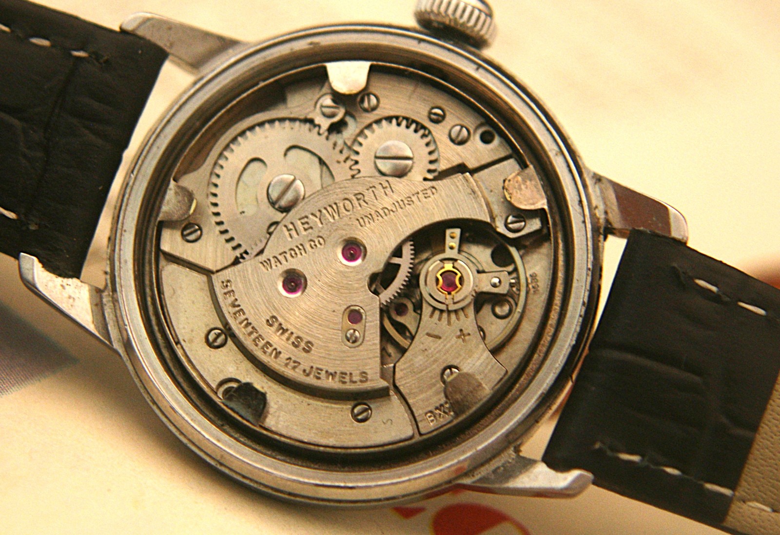 Men’s 1950’s vintage Heyworth 17 jewel Swiss incabloc wristwatch, running well