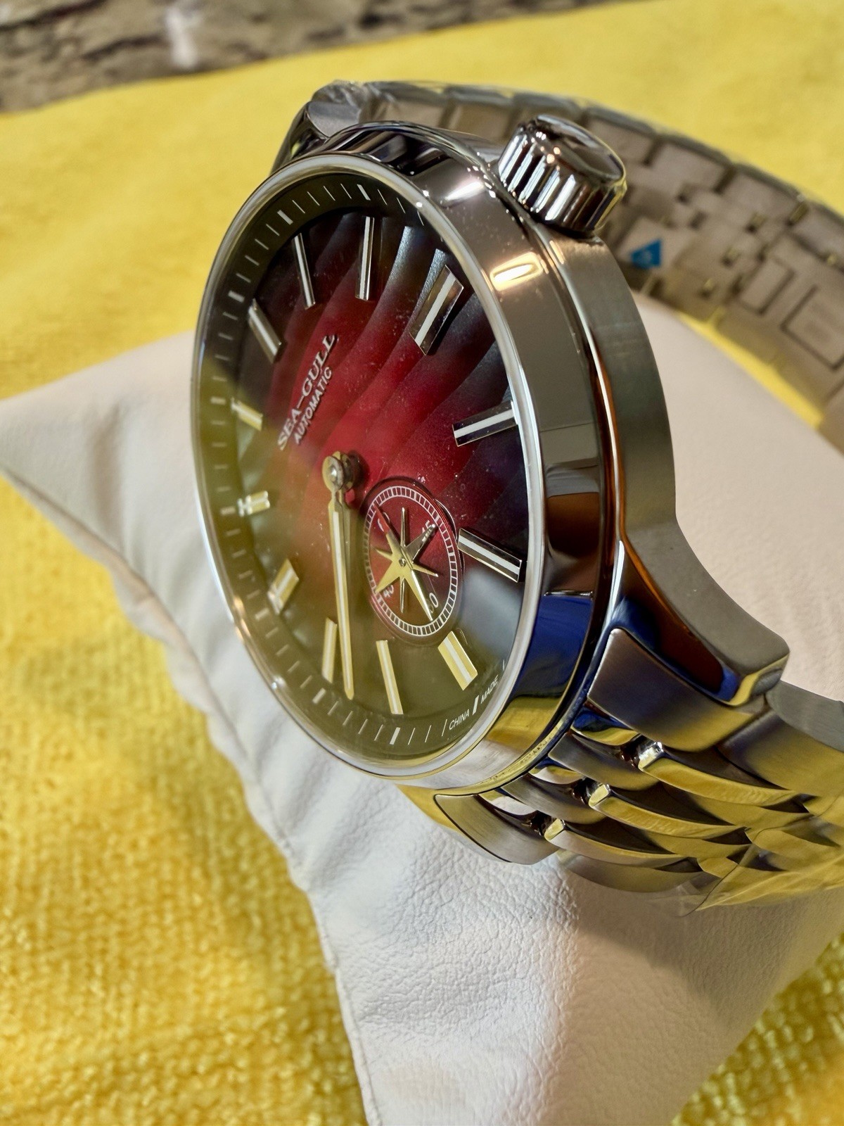 Seagull Dress Watch | ST17 Automatic Movement, Sapphire Crystal, Smoked-Red Dial