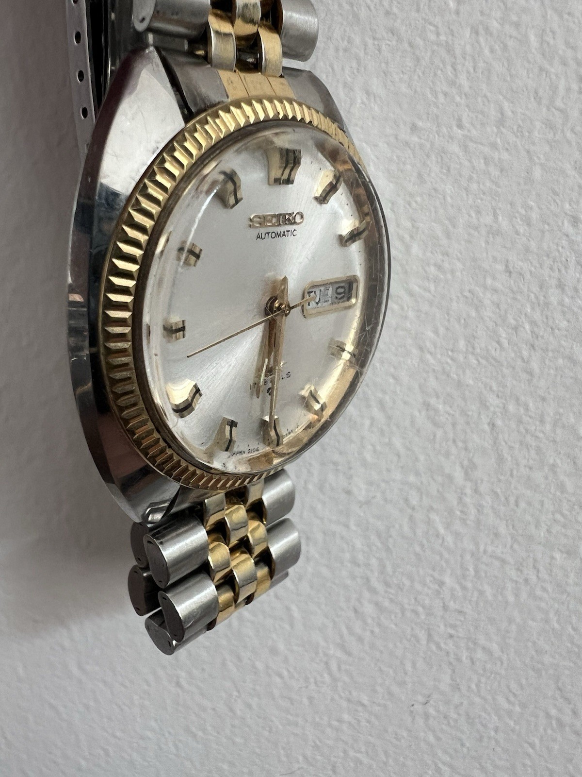 Vintage 1971 Seiko DX Automatic Day Date 6106-7047 Two Tone Jubilee Running