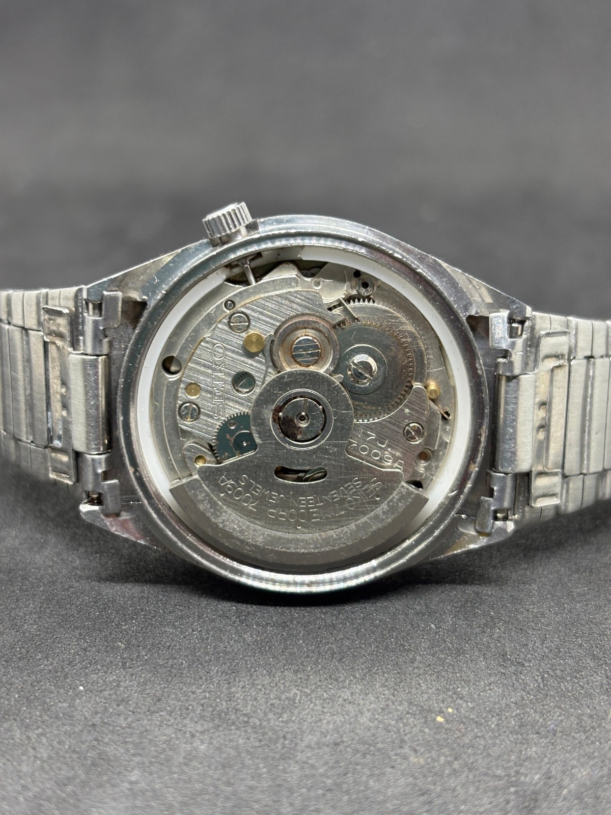 Vintage Seiko 5 Automatic Day/Date Japanese Men’s Wrist Watch