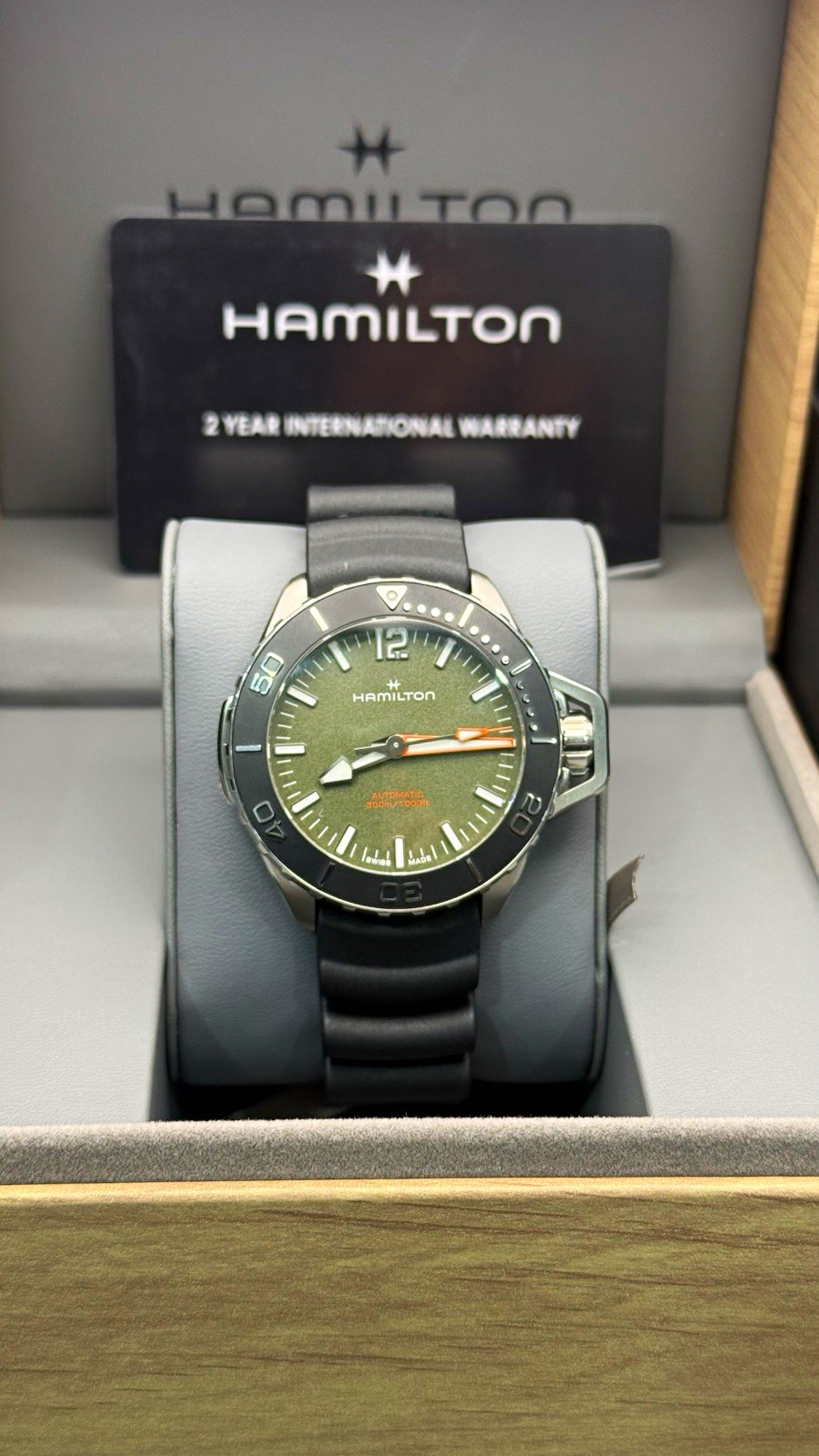 Hamilton Khaki Navy Frogman Automatic Diver 300m Green Dial Black Rubber