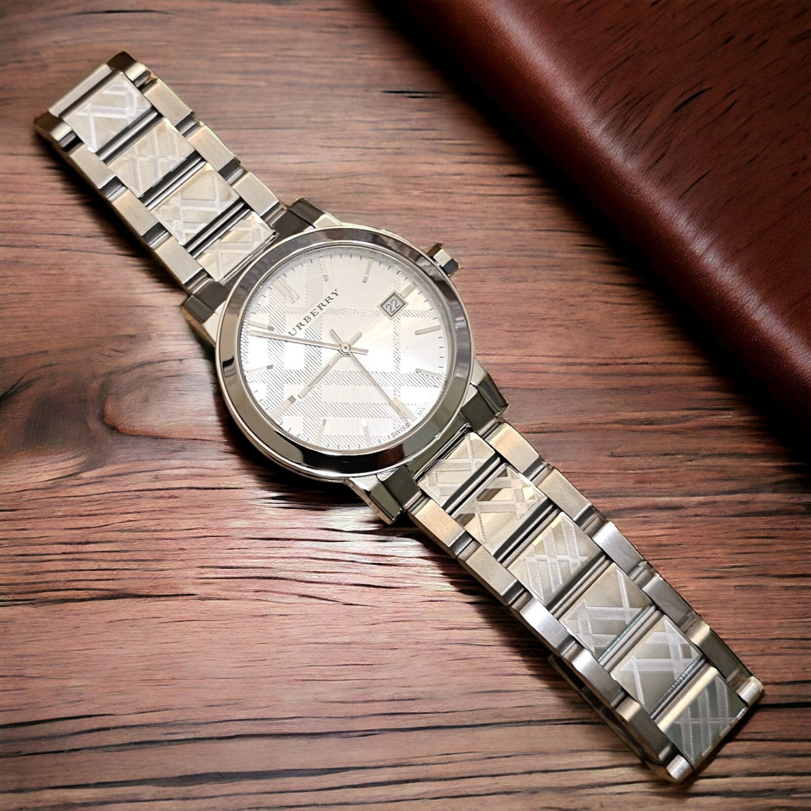 ⭐Burberry® BU 9037 Unisex 38mm Engraved Silver ⭐