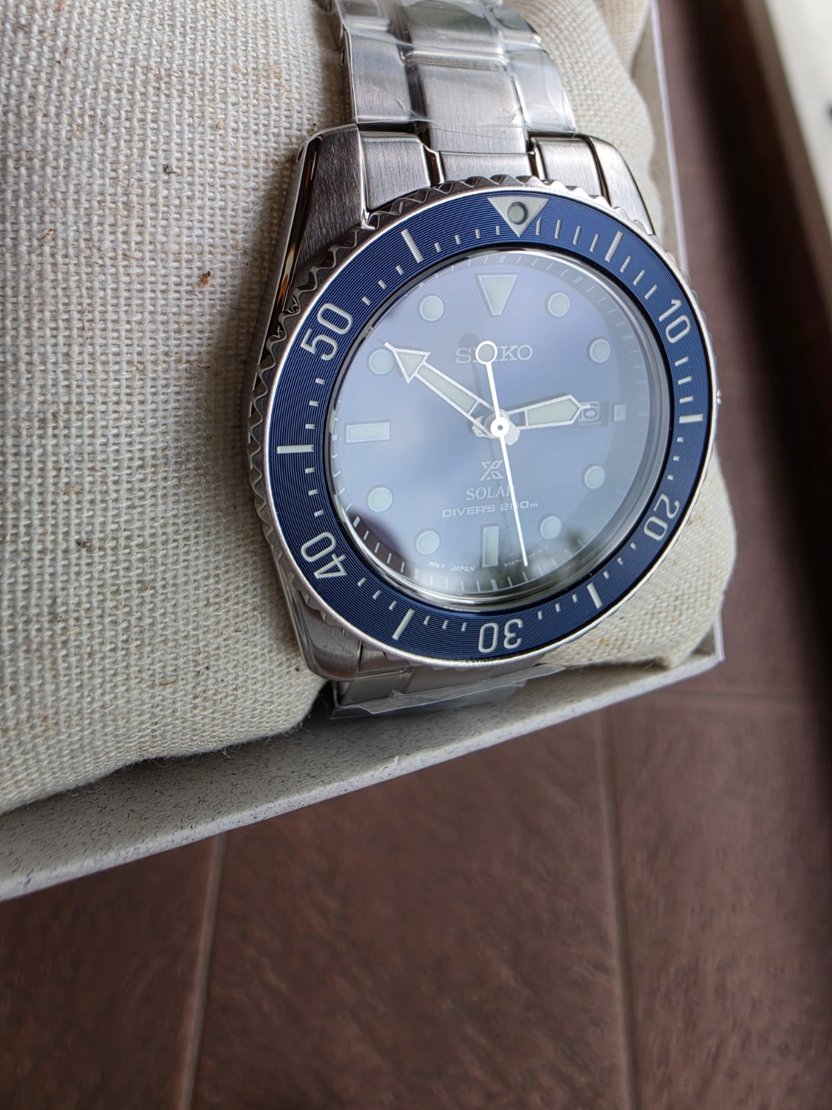 SEIKO ProspeX SNE585P1 Diver’s 200m Watch BLUE Date Steel Sapphire Sunray Scuba