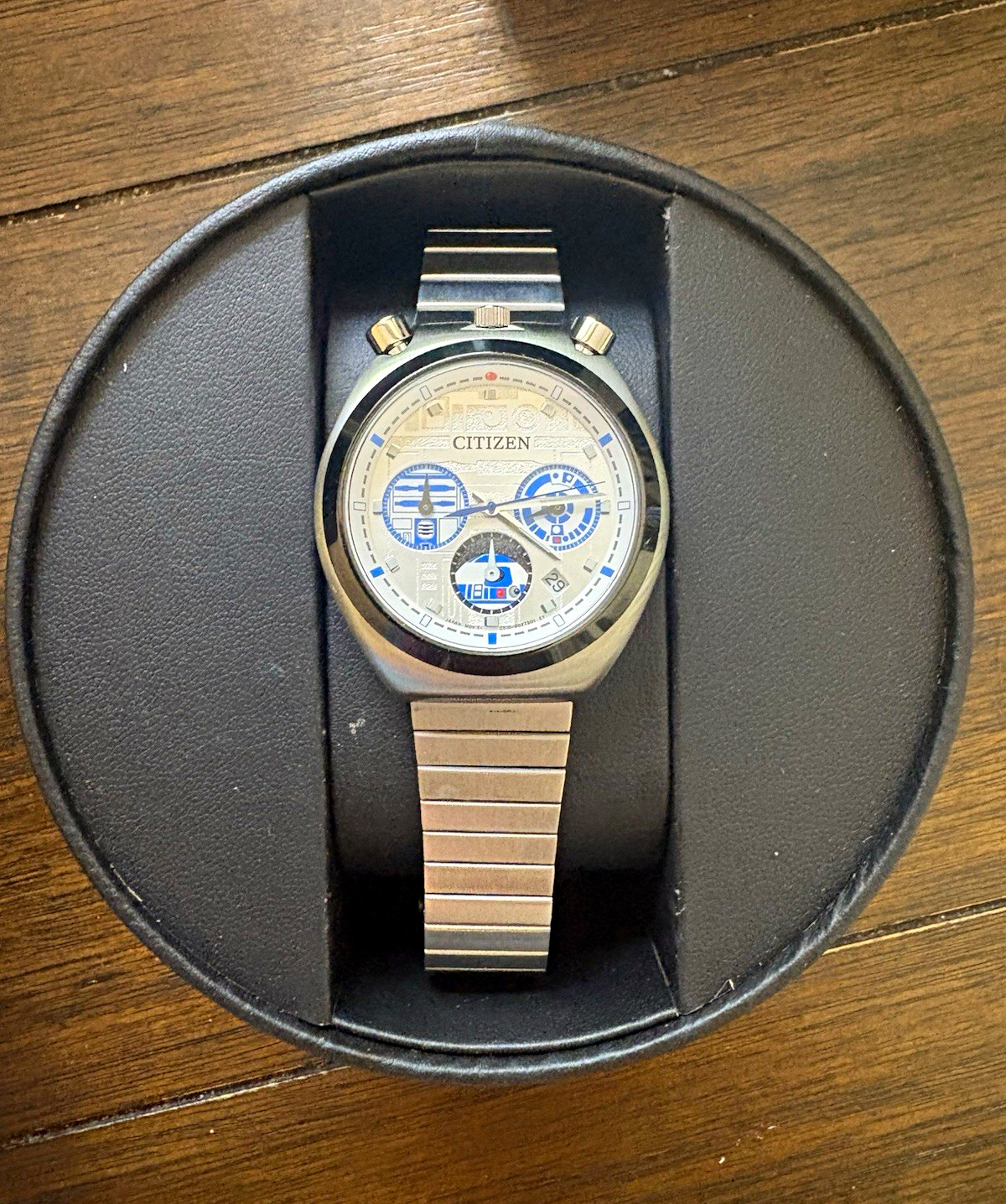 Citizen Star Wars R2-D2 Quartz Chronograph Date SS Bracelet Watch w/ Box