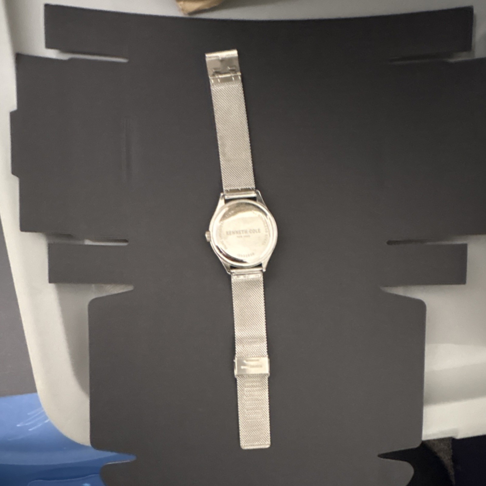 Kenneth Cole New York Quartz Analog Silver Dial Mesh Band Date 30m (3 ATM)