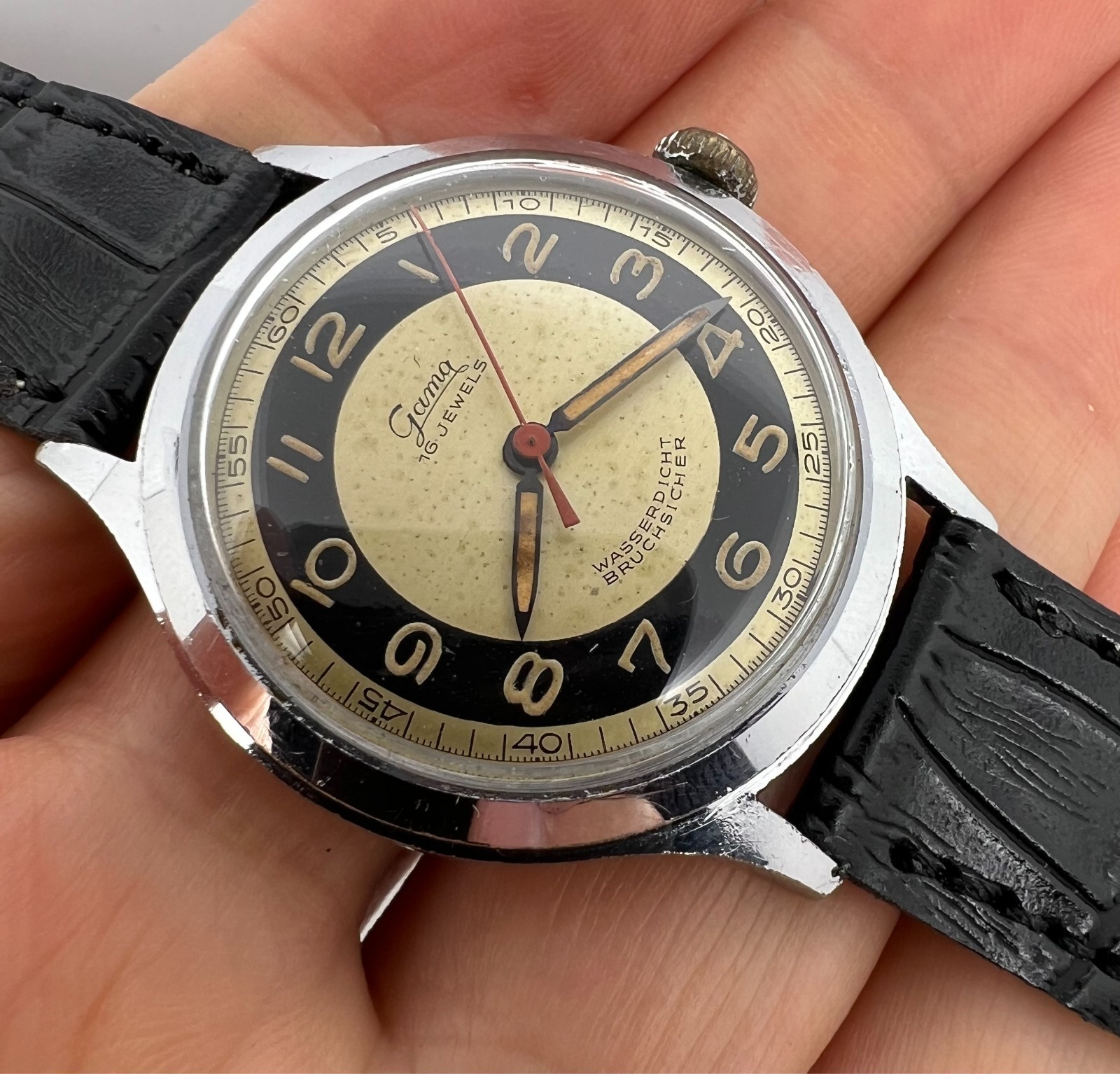 VINTAGE GAMA BULLSEYE MILITARY MENS WATCH GERMANY
