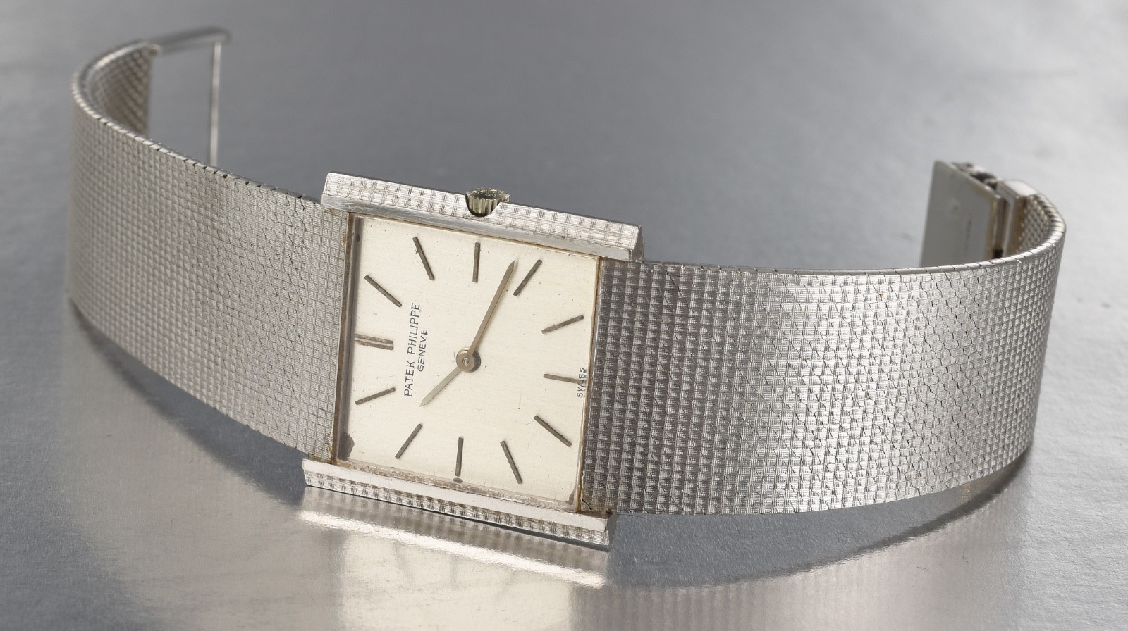 1970s Men’s Patek Philippe 18K White Gold watch with Hobnail finish REF. 3494