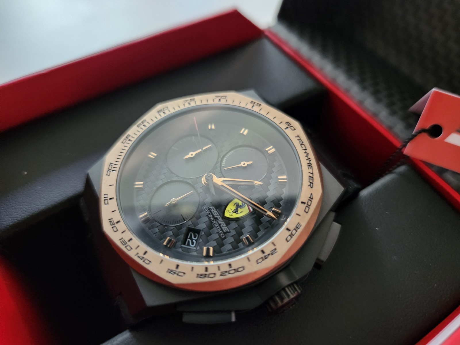 SCUDERIA FERRARI ASPIRE CARBON ALL BLACK LEATHER RUBBER BAND CHRONOGRAPH WATCH