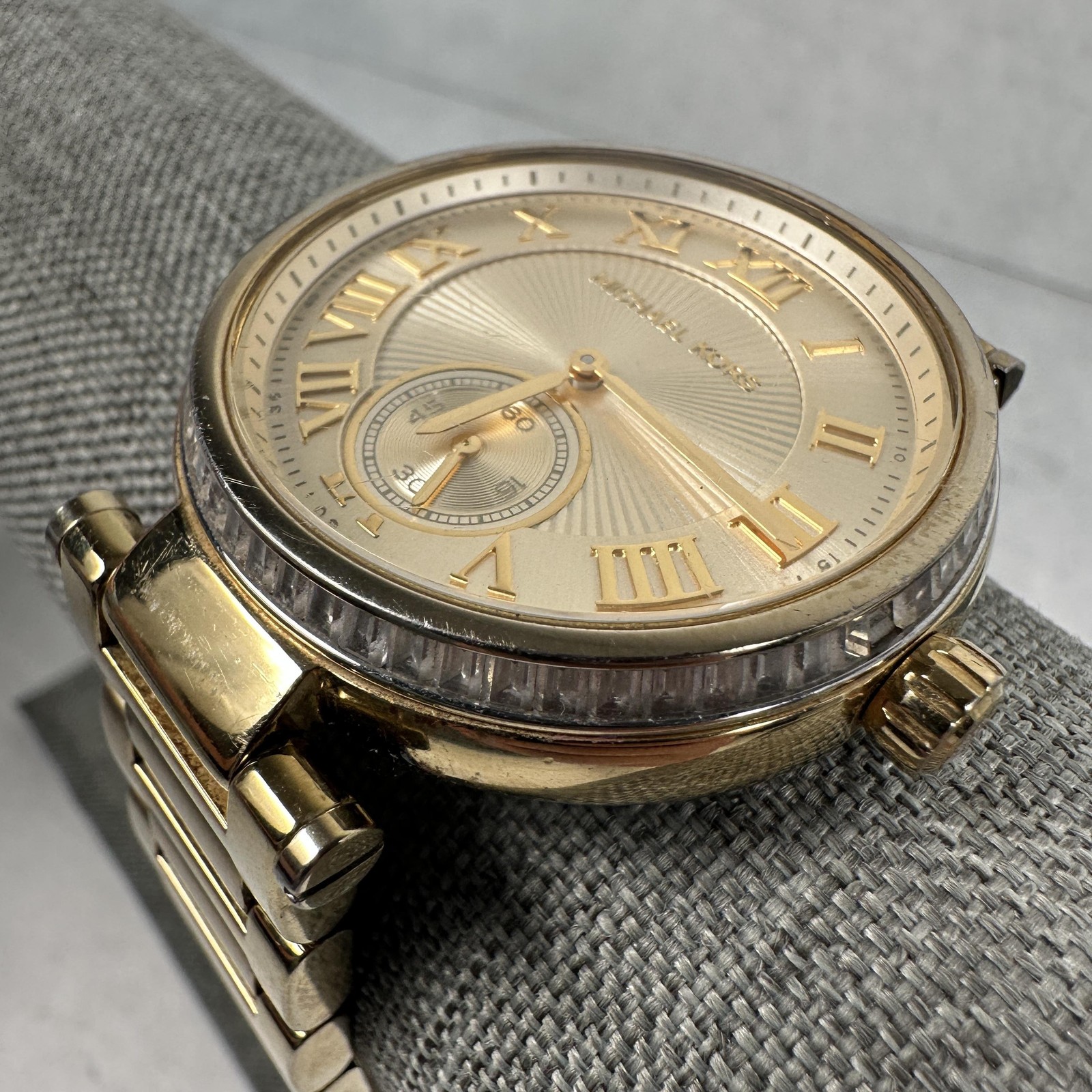 Michael Kors Watch Womens 40mm Champagne Dial Crystal Bezel Skylar Gold Tone