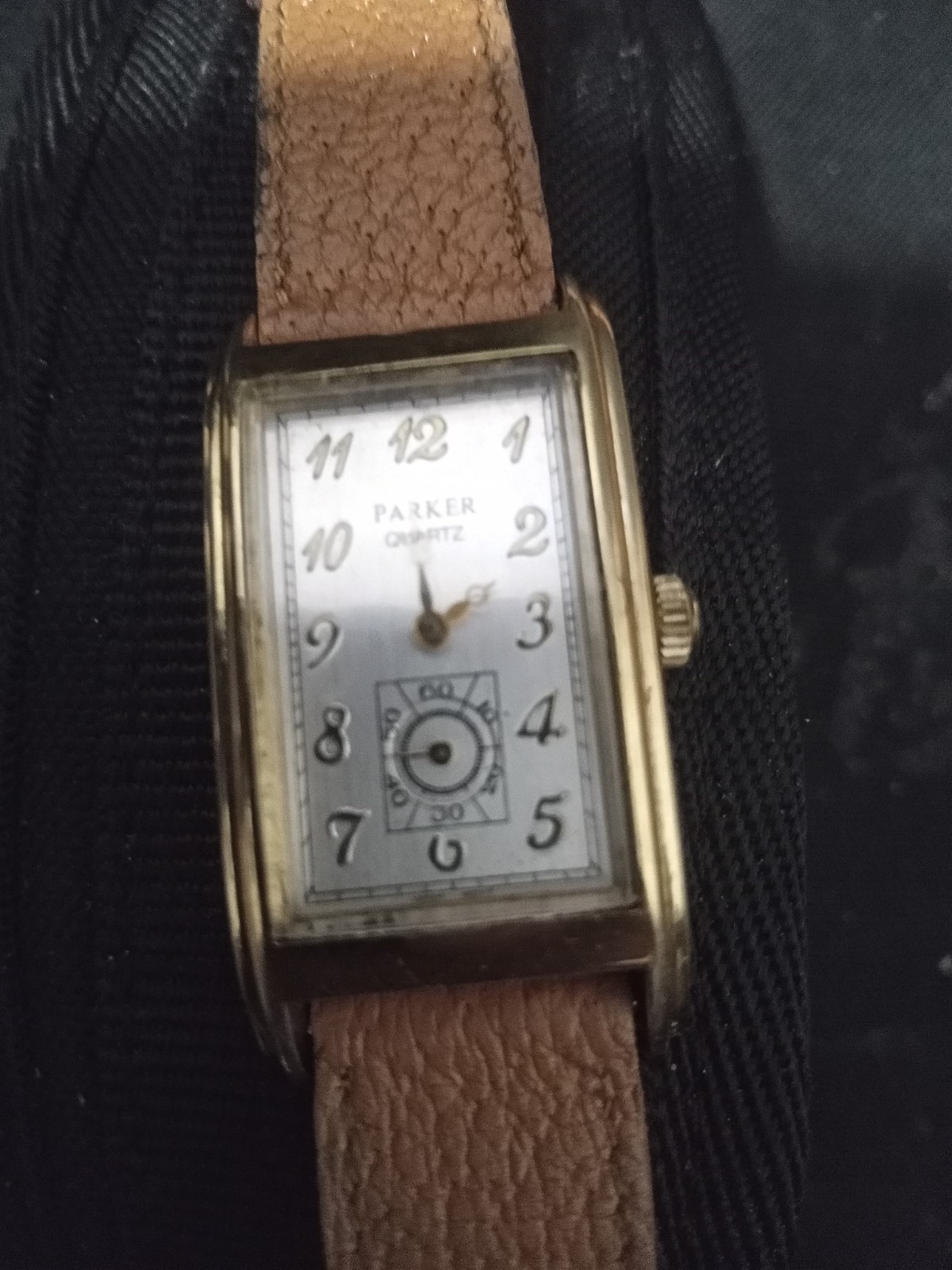 gold watch men vintage made by Parker in excellent condition unisex for men or w