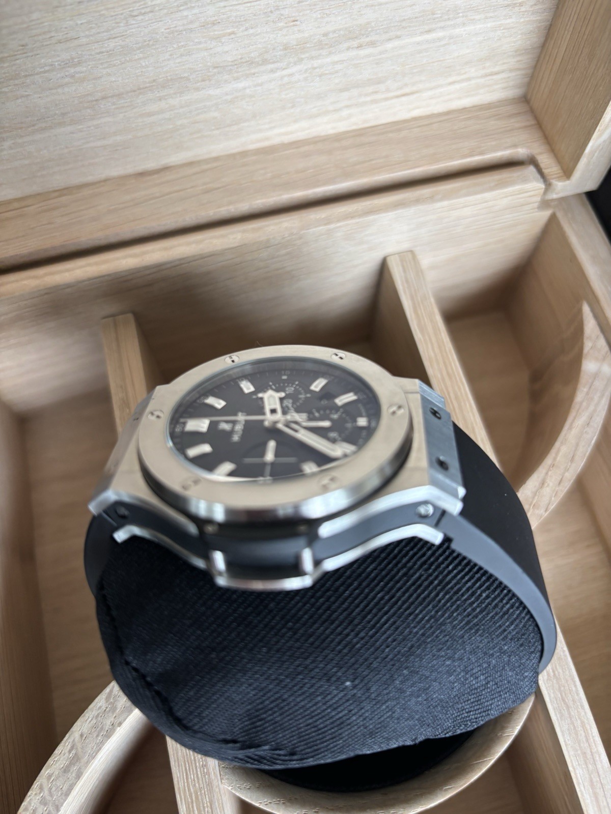 BRAND NEW unworn Hublot Big Bang 44mm Chronograph. Includes Hublot 5+5 warranty
