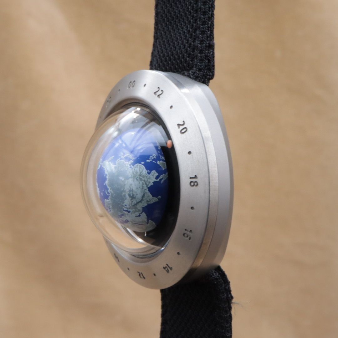 SEIKO Think the Earth WN-1 Titanium QZ Vintage 2004 Battery Changed 6 Month Warr
