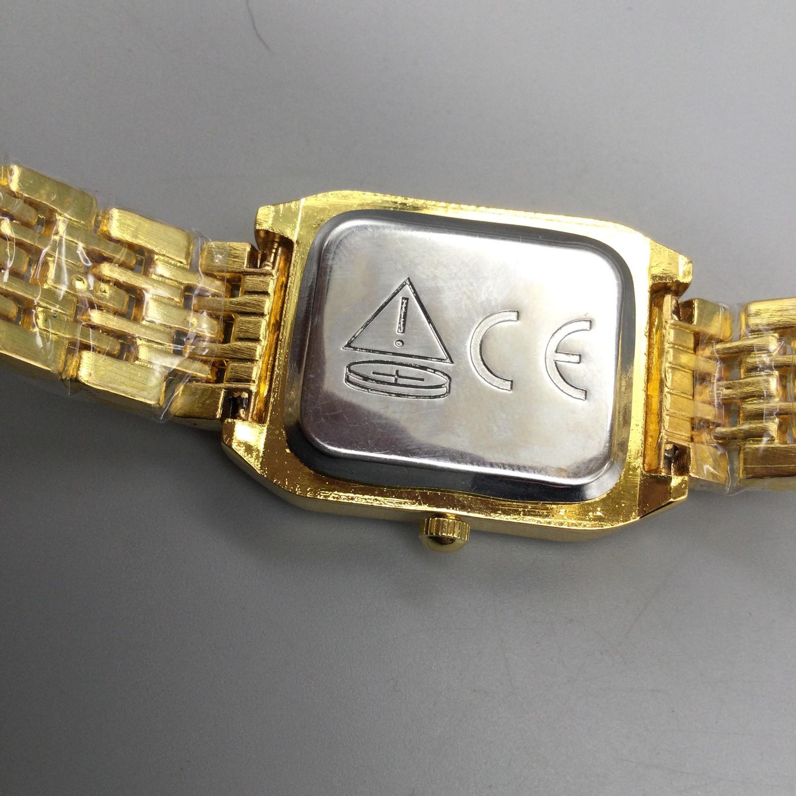 XIMILI Watch Womens 23mm Gold Tone Green Dial Stainless Steel Bracelet 7.25″