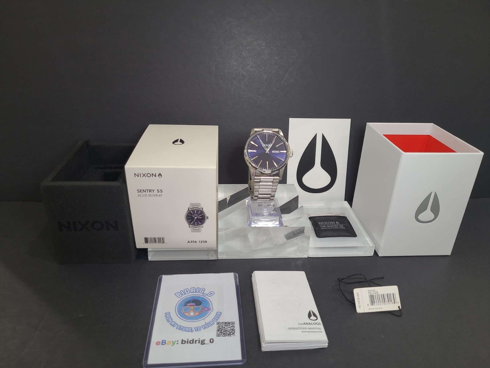 Nixon Sentry SS Silver/Blue Sunray A356-1258 NIB Day Date 42mm