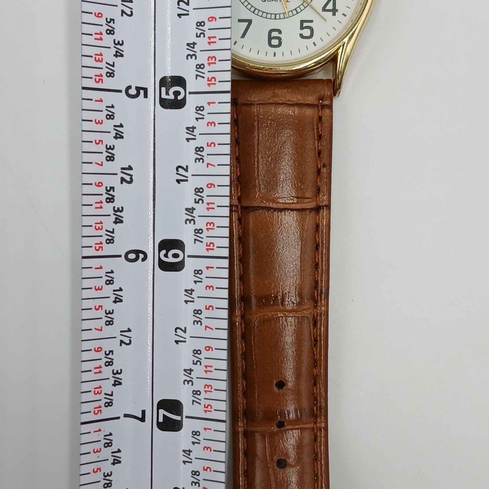 Quartz Watch Unisex Gold Tone Brown Faux Croc Skin upto 8.5in Seconds Hand Japan