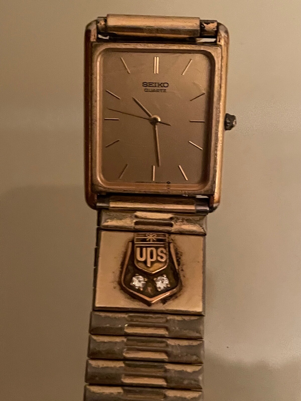 United Parcel Service UPS 30 Years of Service SEIKO watch 2 Diamonds