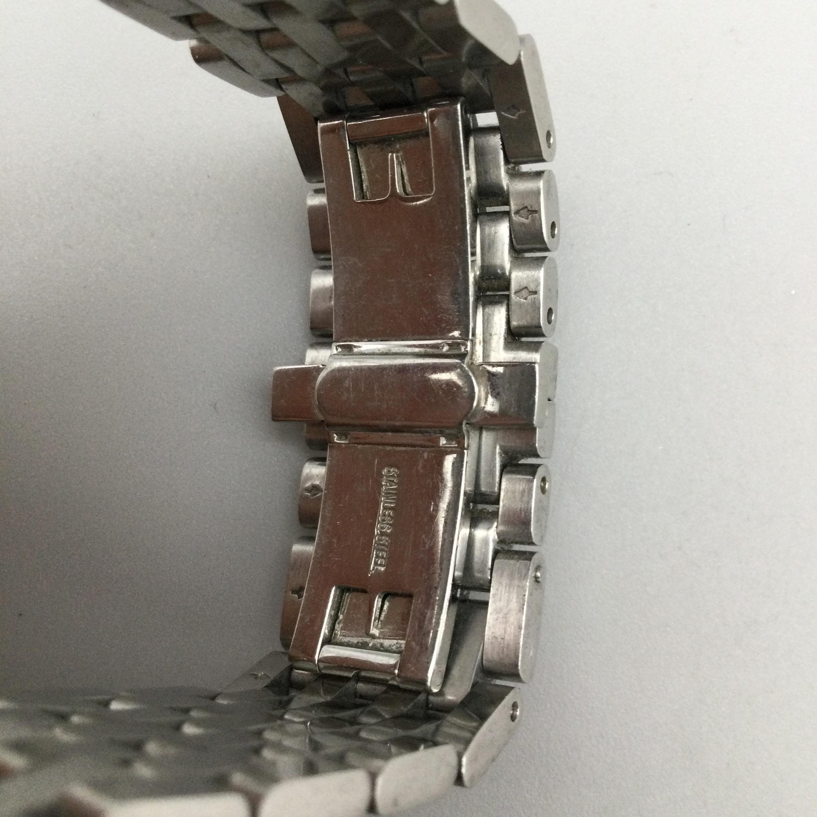 Victorinox Swiss Army Cavalier Womens Watch 28mm Stainless New Battery 6.25″
