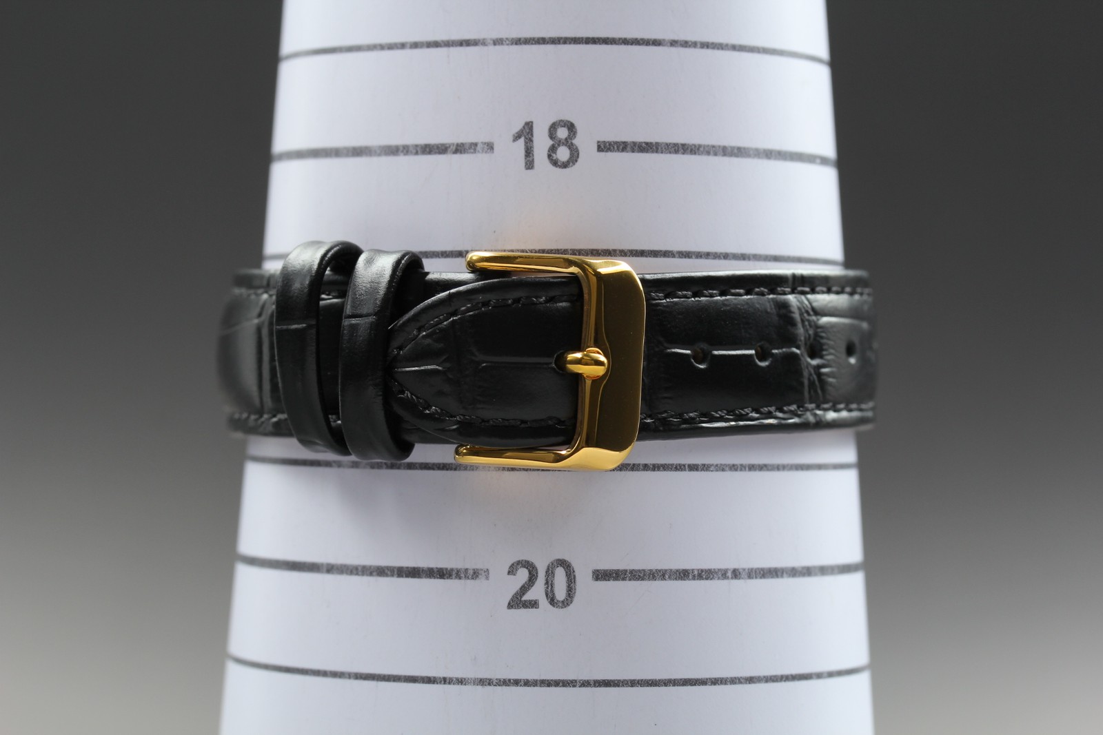 [Near MINT] SEIKO Dolce 8N41-6060 31mm White Dial Quartz Men’s Watch from JAPAN
