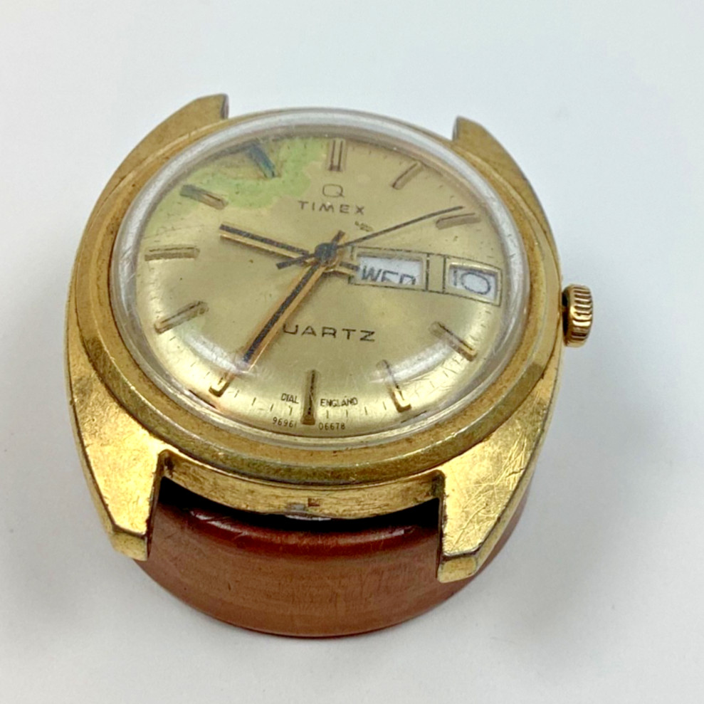 1978 Timex Q Quartz Day Date Watch France M66 9696106678 Runs Spare Parts Repair