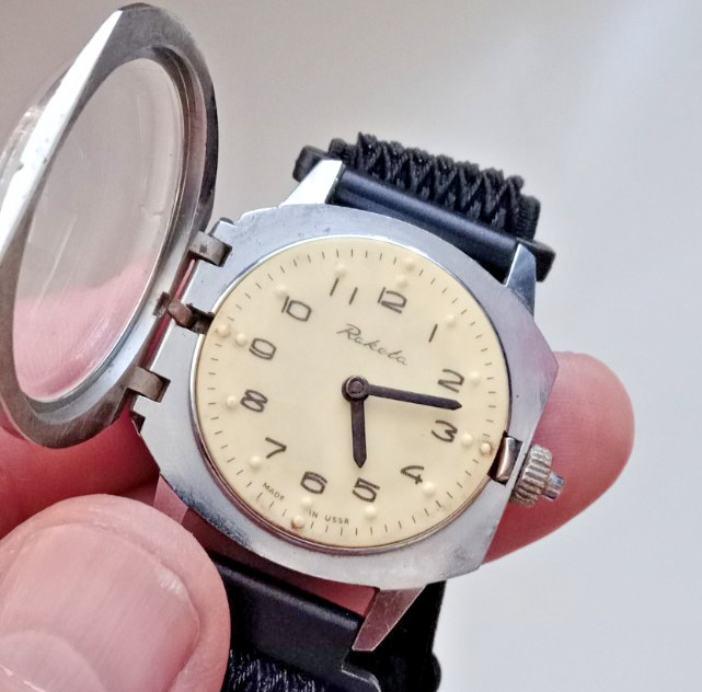 Vintage Soviet mechanical men’s Raketa watch for the blind. USSR. Running