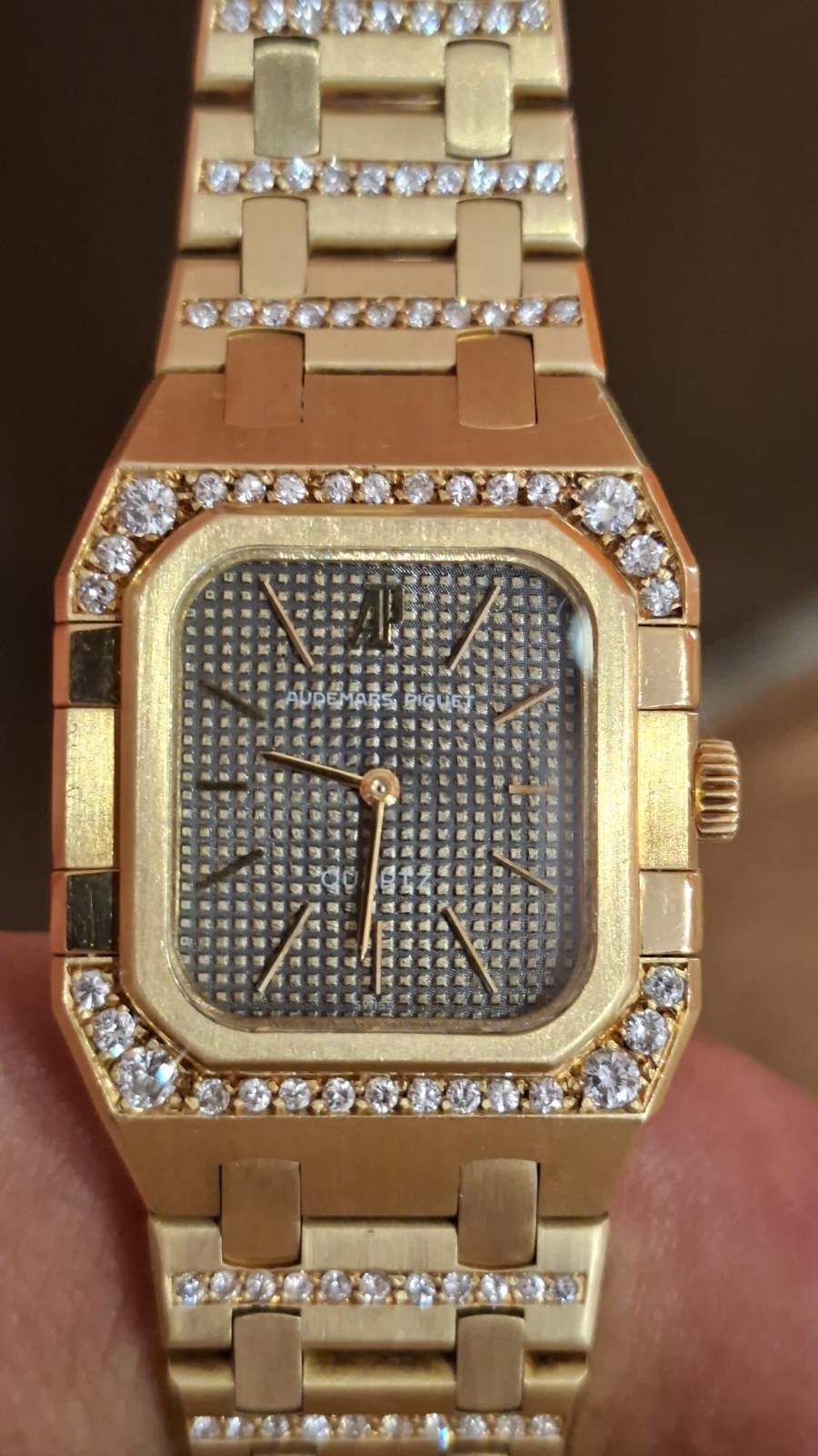 VINTAGE AUDEMARS PIGUET FACTORY LADY – GREY DIAL TAPESTRY MK1 –