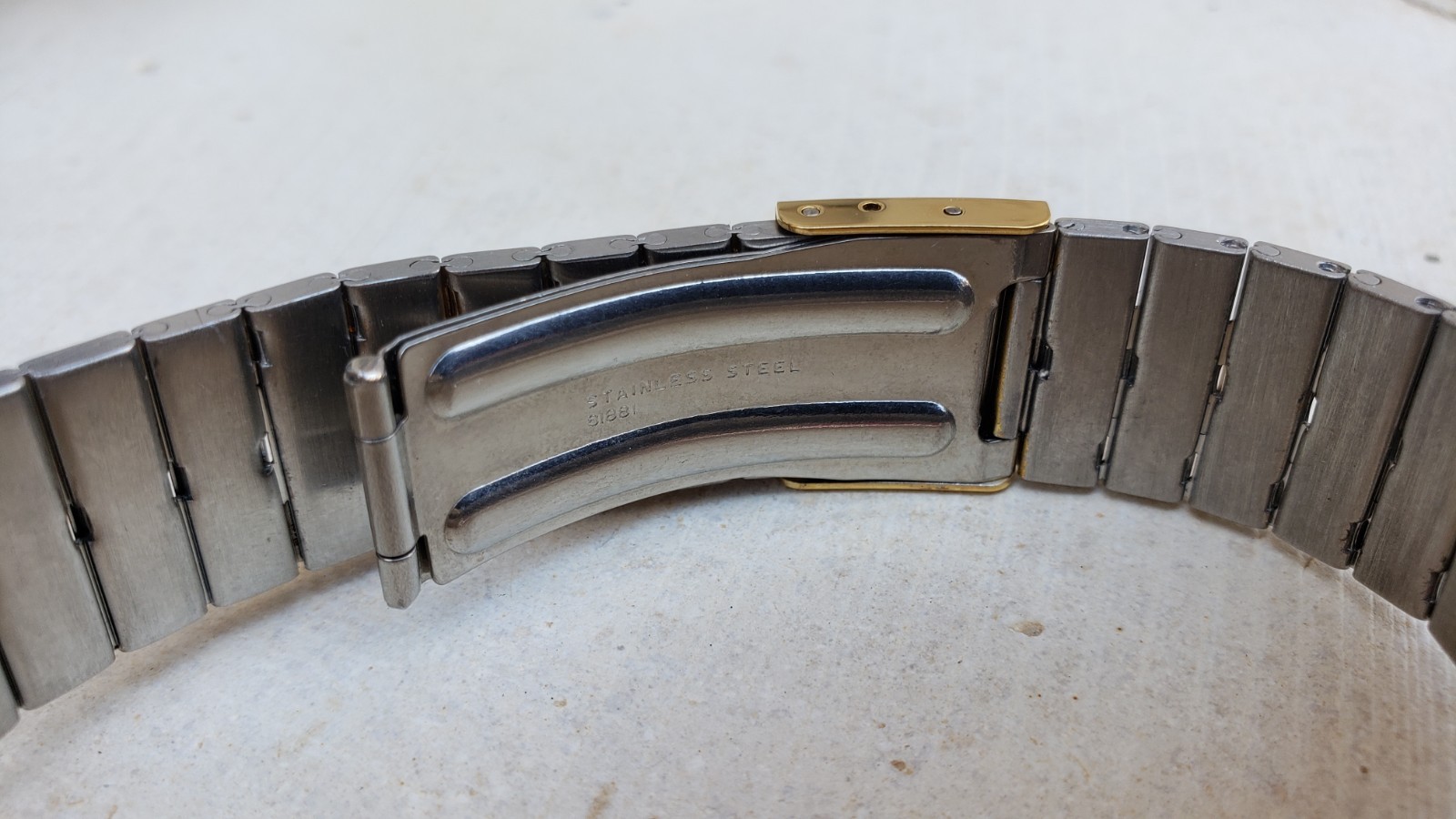 Rare Mint Oris Saddam Hussein Of Iraq 🇮🇶 33mm Quartz Mens Watch