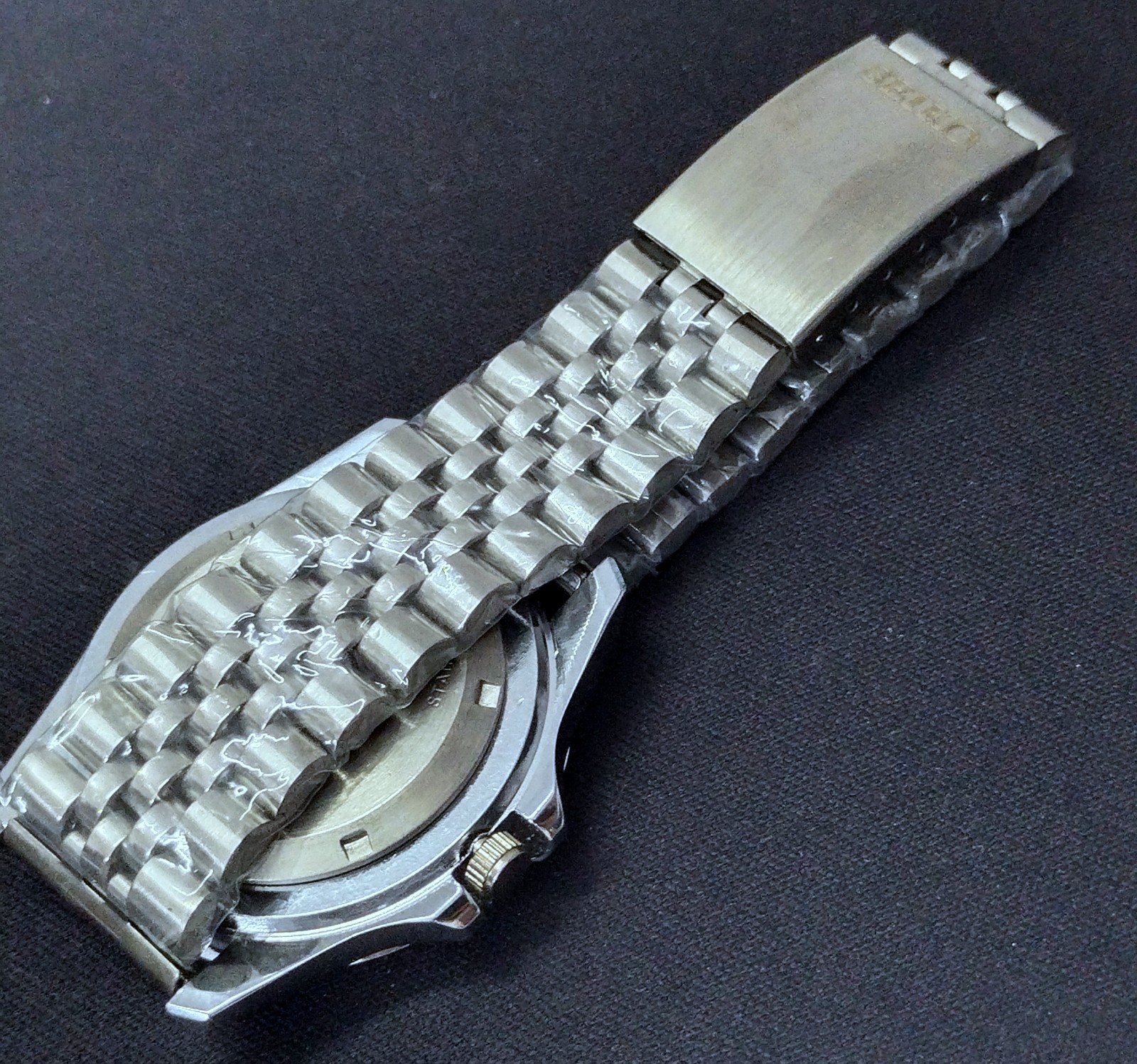 Vintage Seiko 5 Automatic Watch for Men Black Arabic Dial Working Perfectly