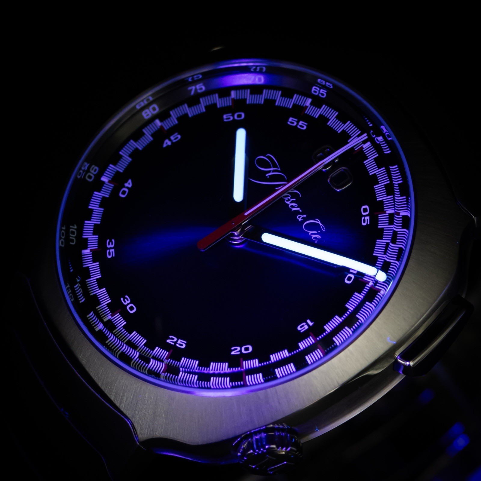 H. MOSER & CIE. Streamliner Flyback Chrono “Funky Blue” 6907-1200 | Full Set