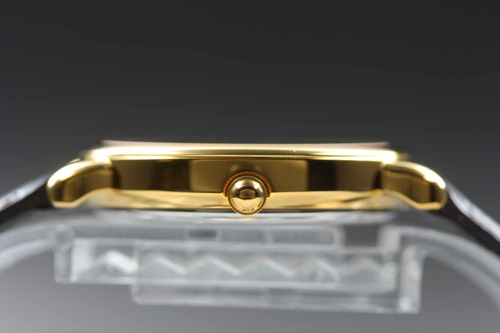 [NOS Top MINT] Citizen Lighthouse 6185-G08181 32mm Gold Roman Date Qz Watch